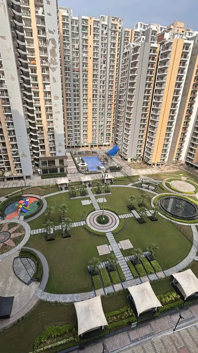 Panchsheel Greens 2 — photo 19
